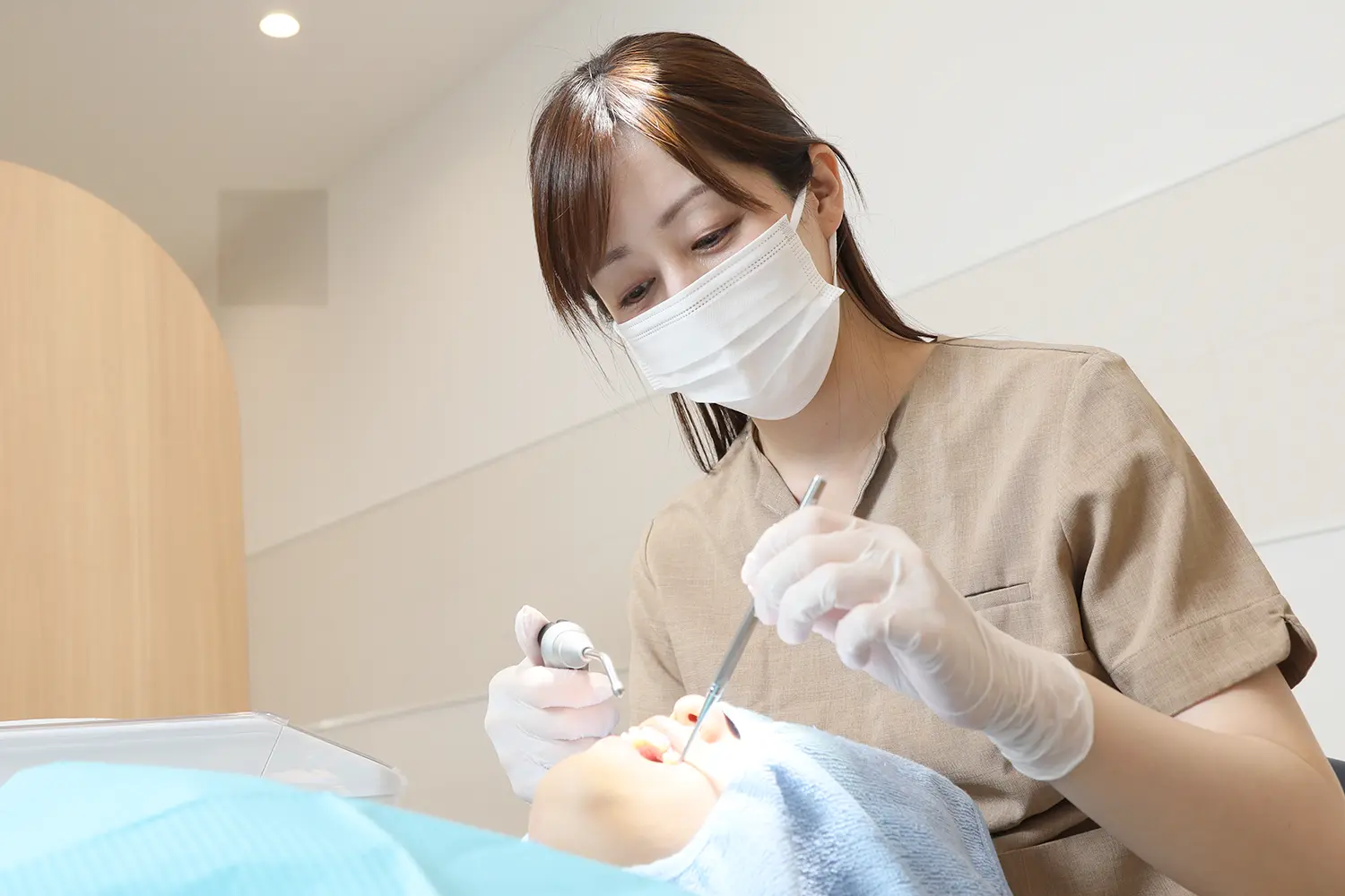 女性歯科医師が在籍